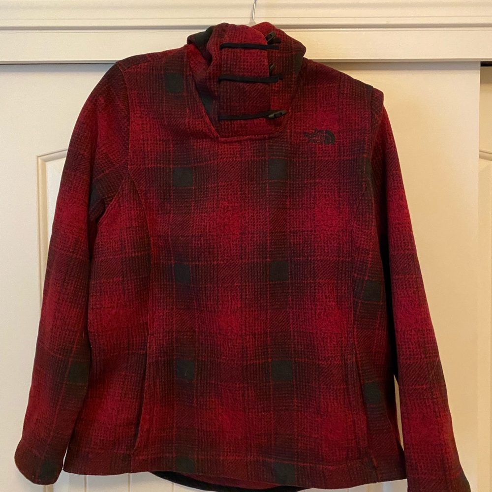 XL north face sweater